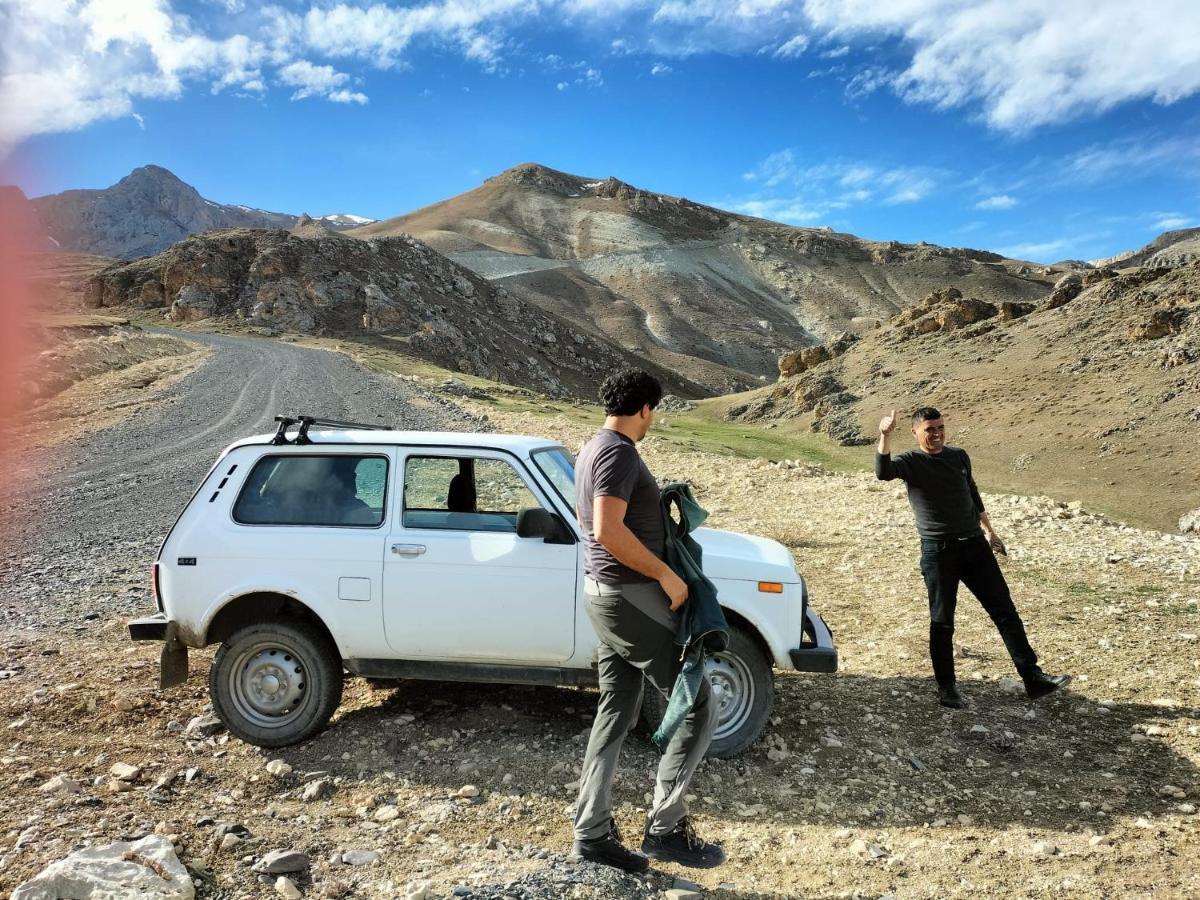 ホテル Zaur Guest Hause Xinaliq エクステリア 写真