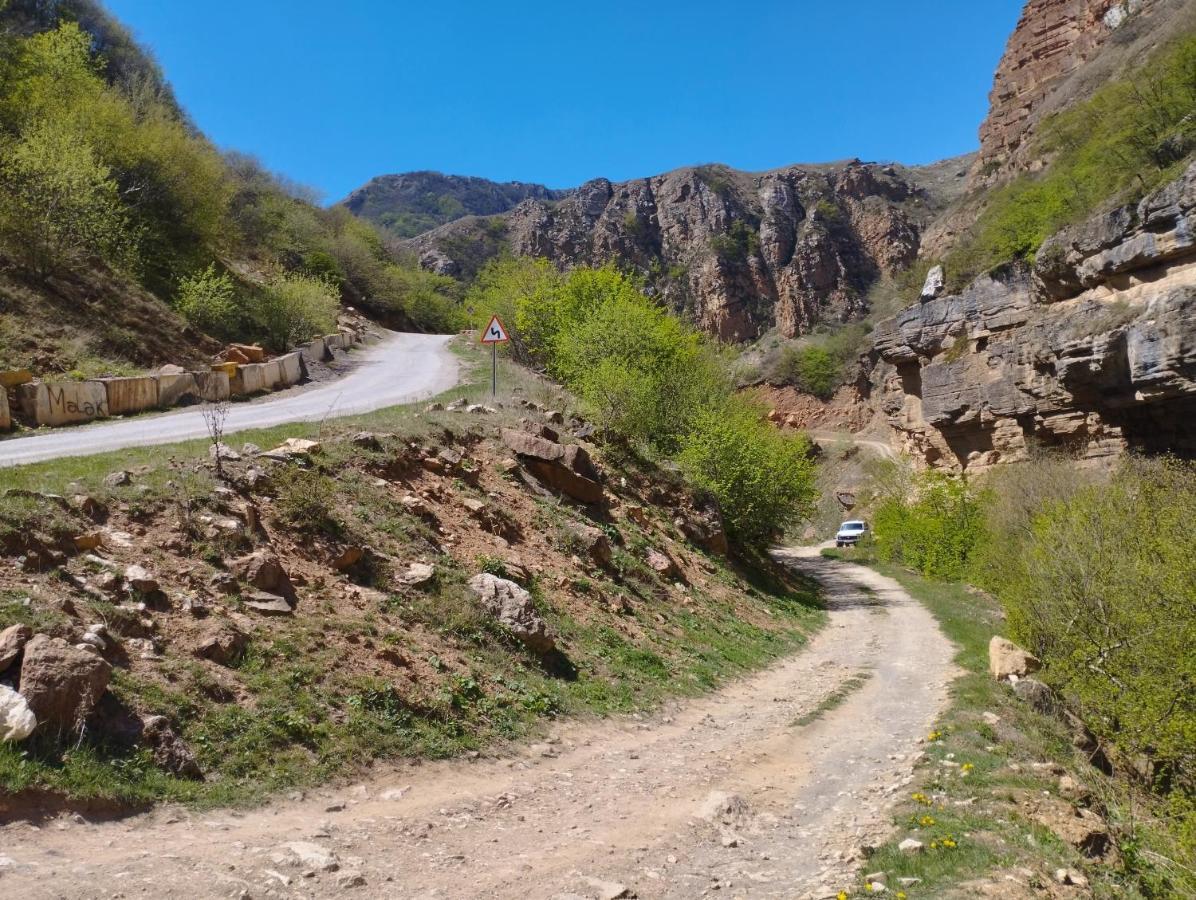 ホテル Zaur Guest Hause Xinaliq エクステリア 写真