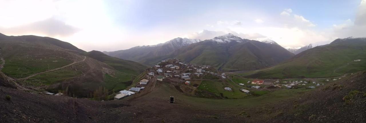 ホテル Zaur Guest Hause Xinaliq エクステリア 写真