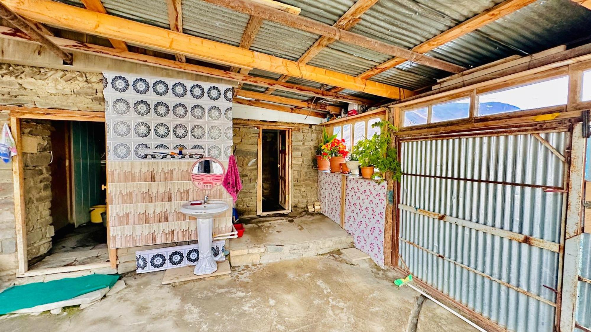 ホテル Zaur Guest Hause Xinaliq エクステリア 写真